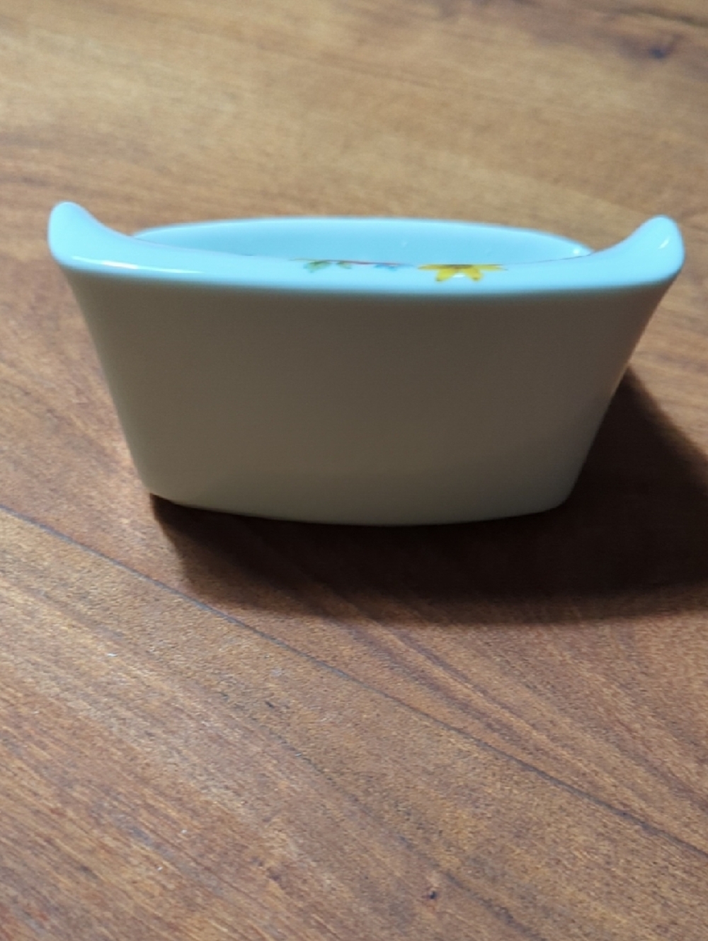 Vintage Porcelain Soap Dish - White with Floral Accent - Picture 3 of 7